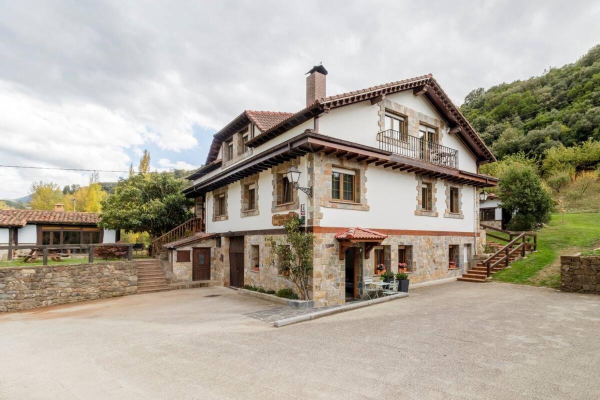 Apartamentos Rurales Valverde Potes Exteriör bild